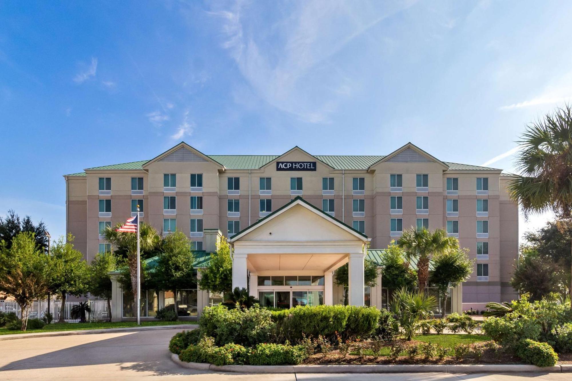 Top Hotels in Houston Heights for Every Traveler